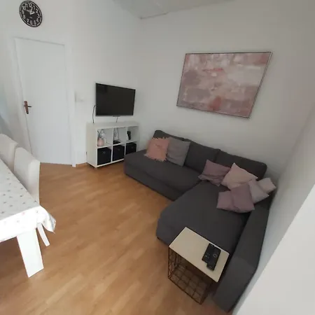 Appartement Dijan *